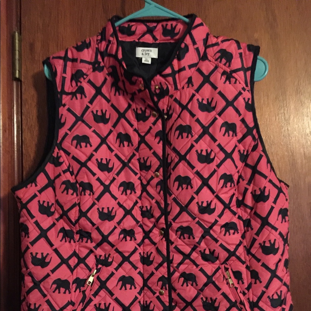 Crown and Ivy Vest